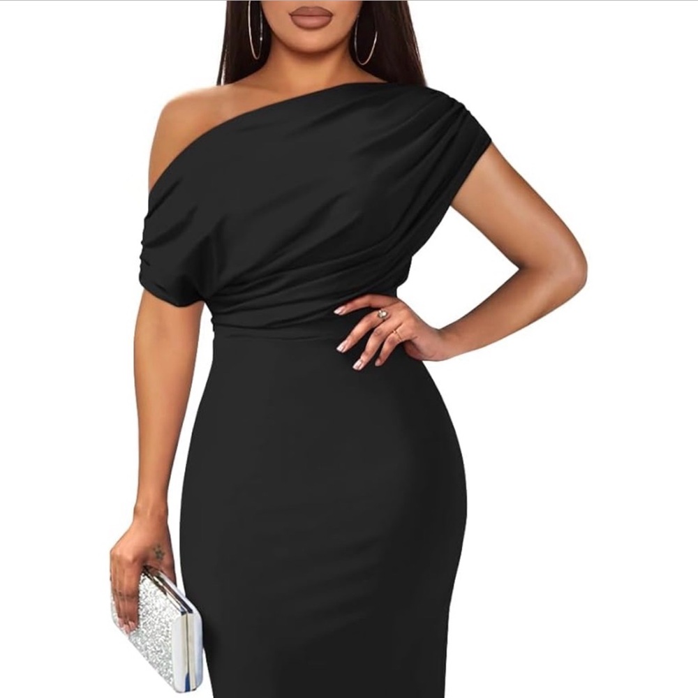 Elegant Black Evening Gown